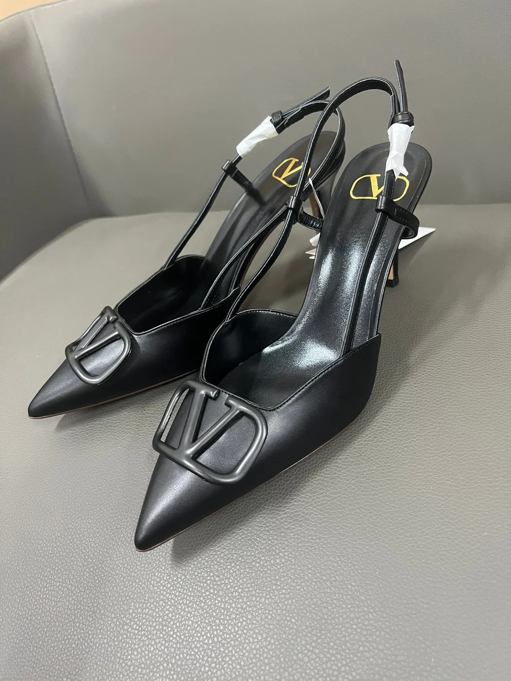Valentino Women Black Leather Pointed Slingback Pumps product view 3