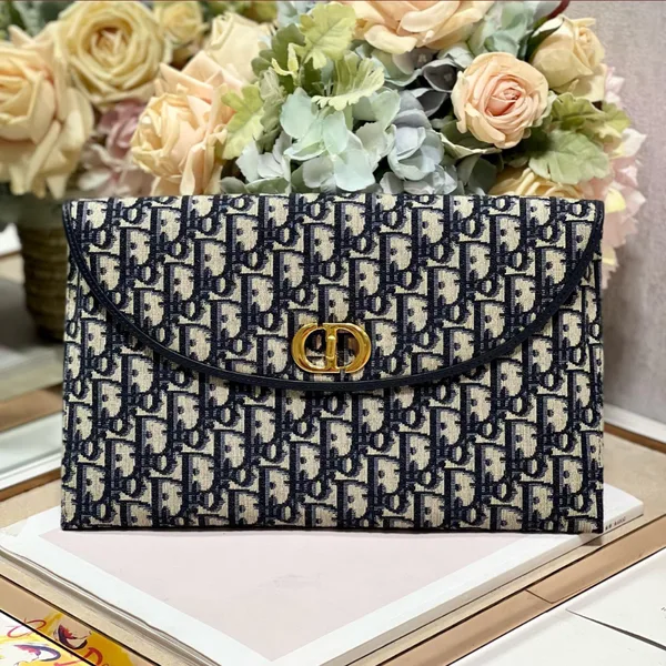Dior 30 Montaigne Avenue Monogram Handbag 30x18x2cm product photo