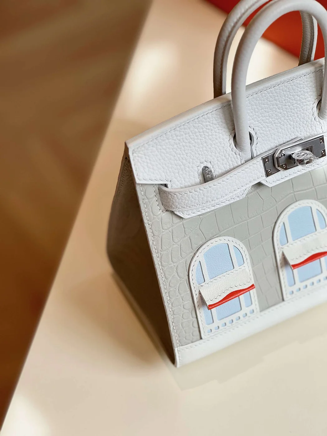 Hermès Birkin 20 Sellier Faubourg House White Snow Palladium Hardware Bag product view 3