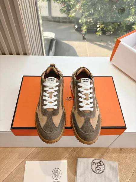 Hermès Women Brown Suede Sneakers product photo