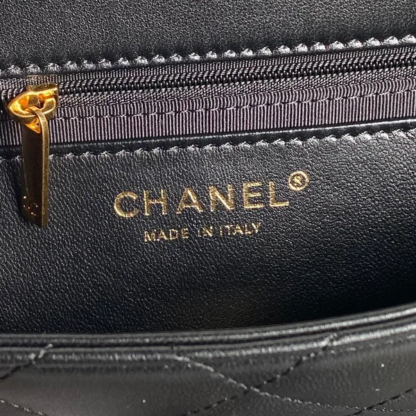 Chanel Medium Flap Bag 26 In Black Calfskin Gold Double C Thick Chain product view 2