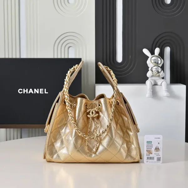 Chanel 25 Small Gold, Gold hardware Bag product photo