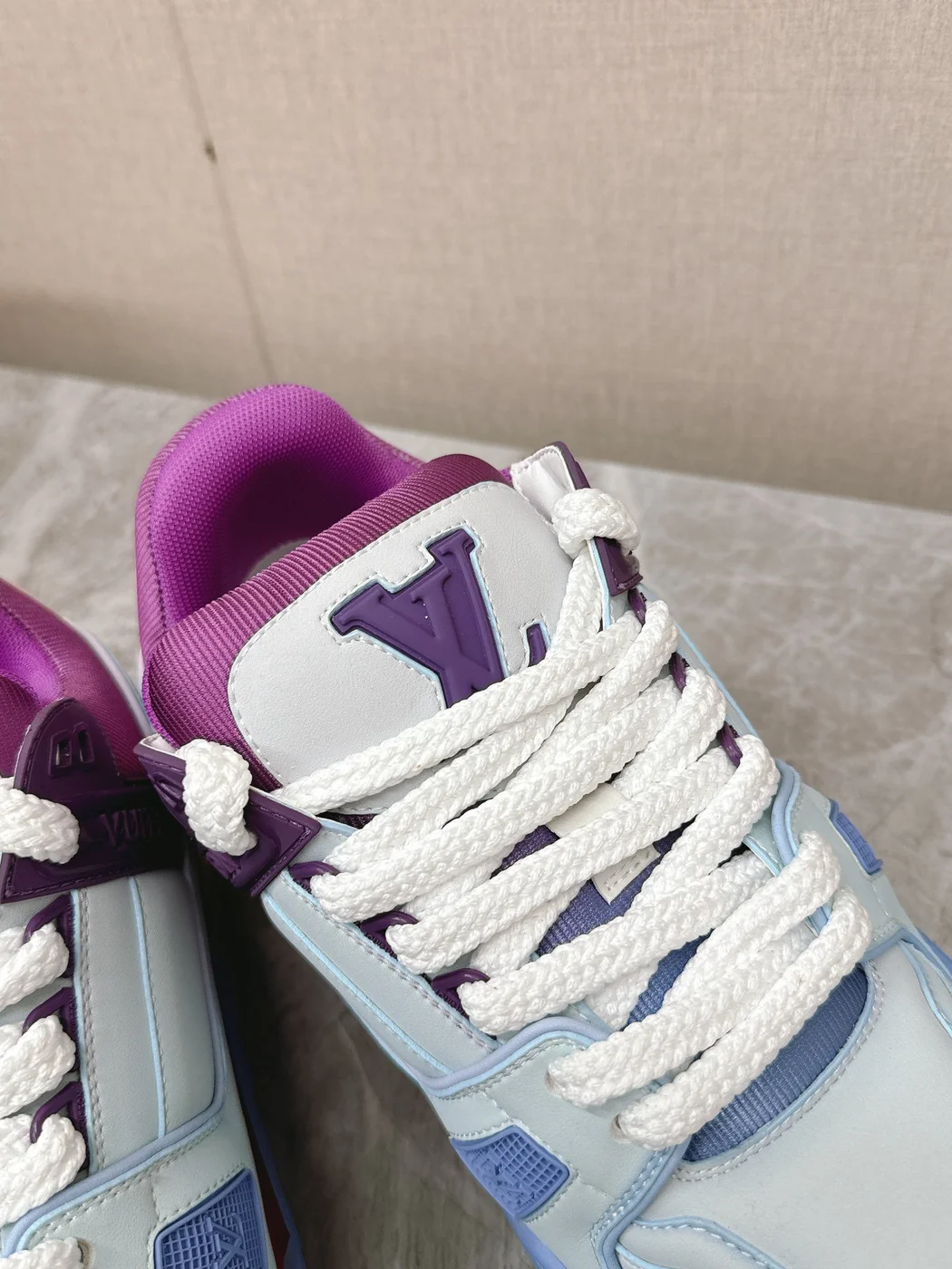 Louis Vuitton Women Sneakers — White and Light Blue with Purple Collar product view 2