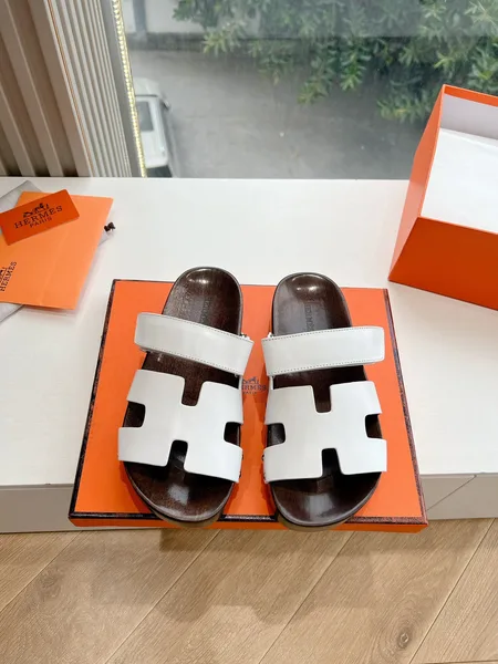 Hermès Women White Leather Wood Insole Sandals product photo