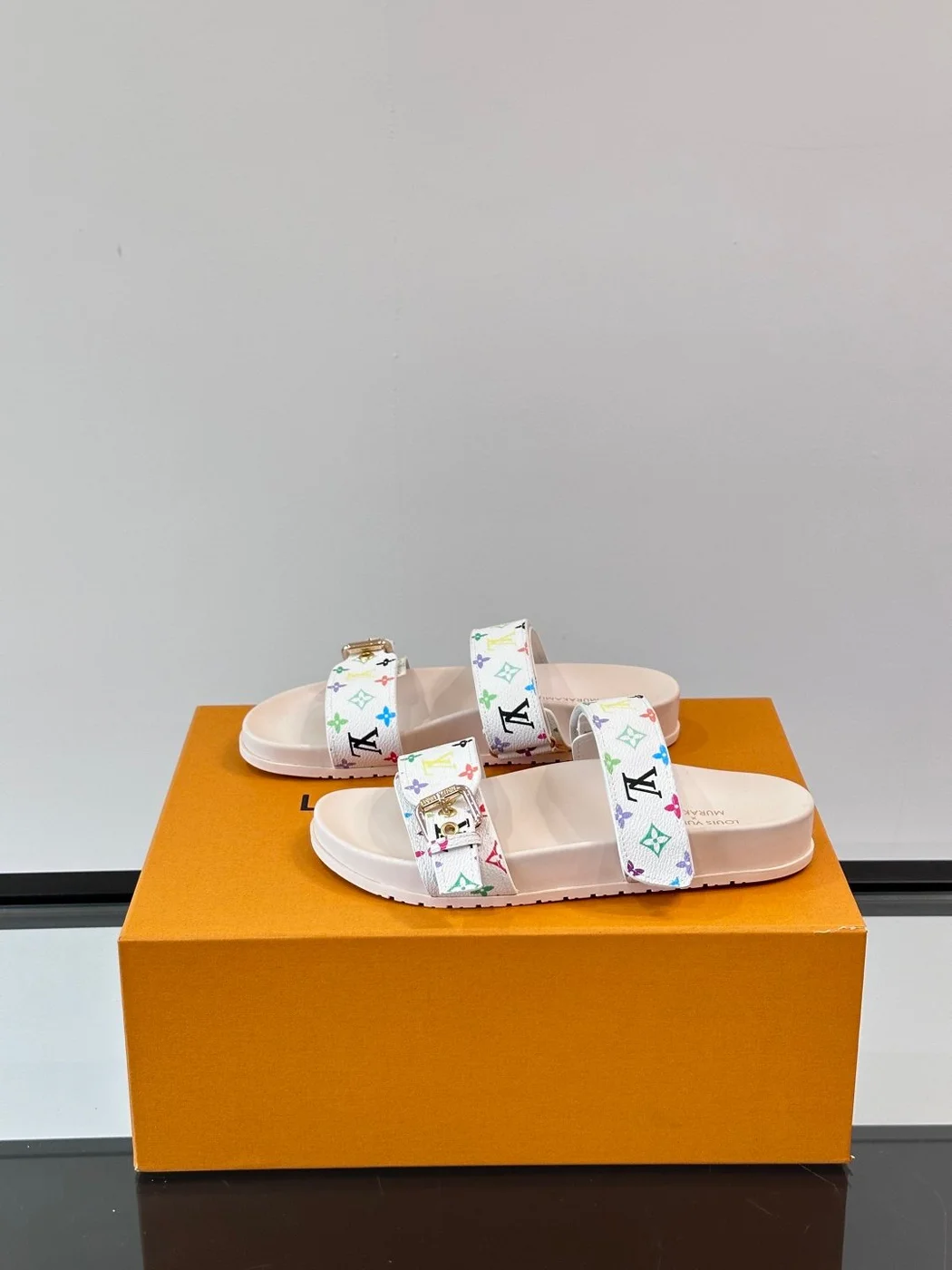 Louis Vuitton Men White Patterned Leather Sandals product view 3