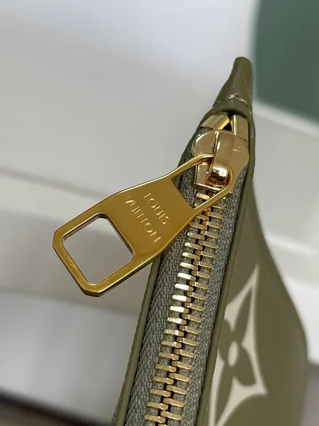 Louis Vuitton Neverfull MM Khaki Cream Monogram Empreinte Leather Bag product view 7