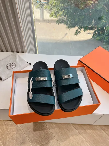 Hermès Women Green Sandals — Dark Teal Wide-Strap product photo