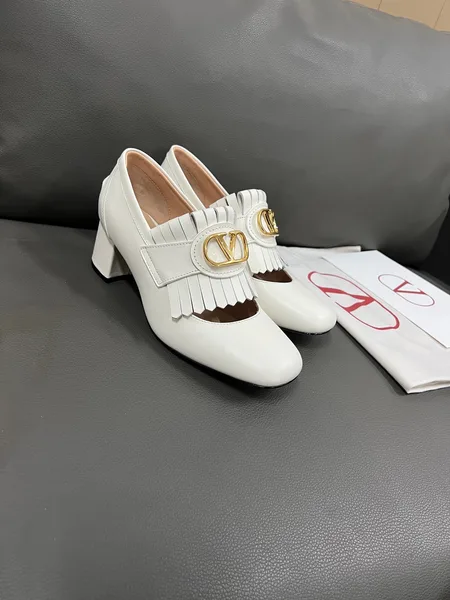 Valentino Women White Leather Fringe Detail Pumps product photo