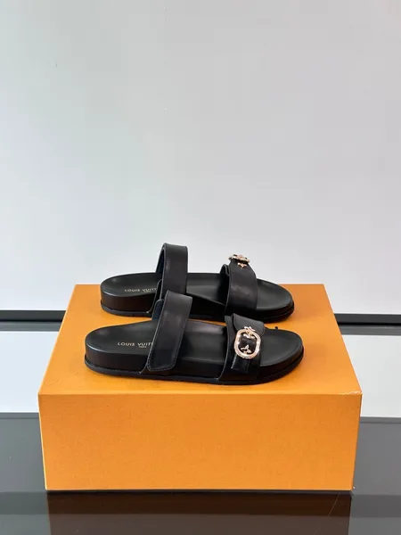 Louis Vuitton Men Black Leather Slides product photo