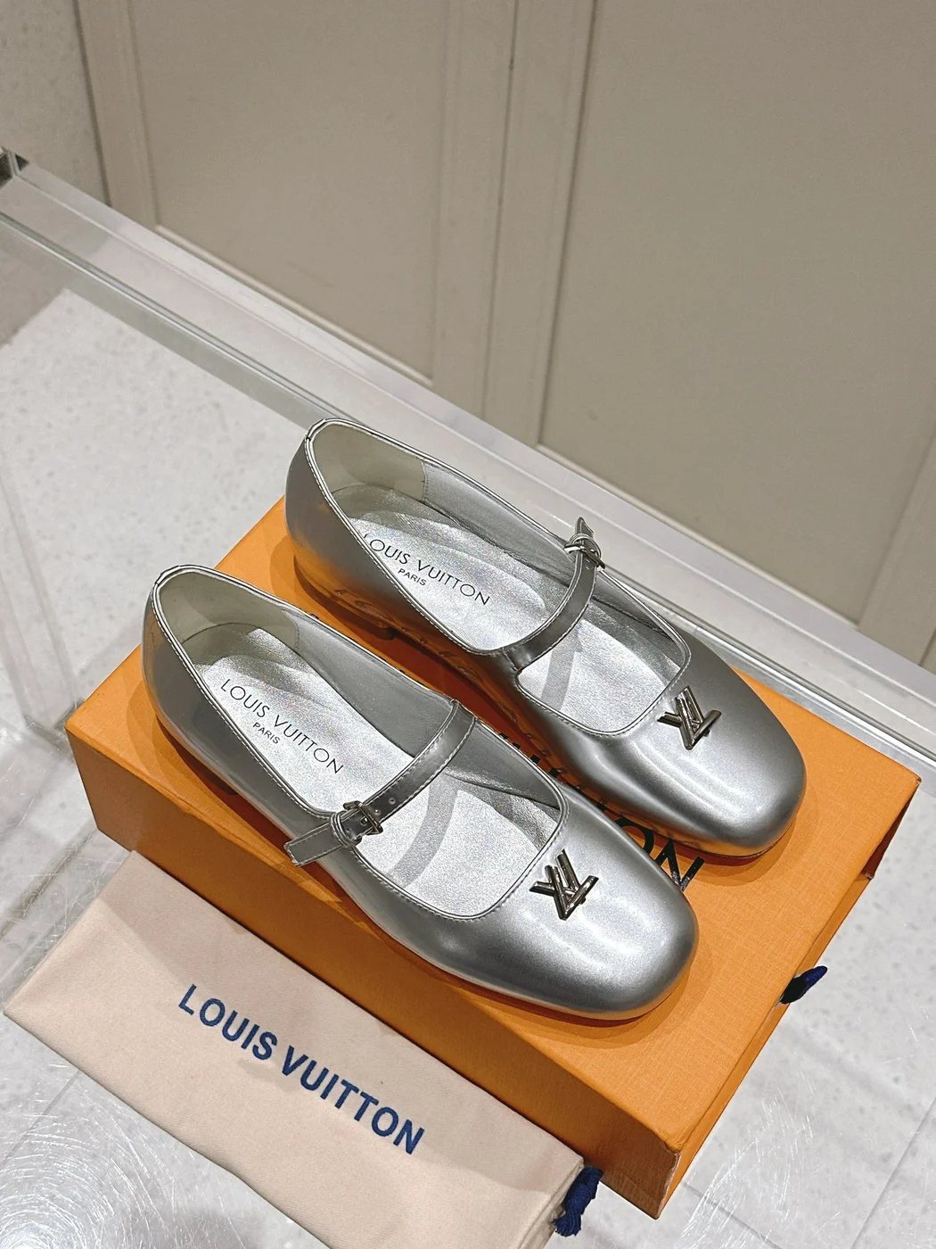 Louis Vuitton Women Silver Leather Mary Jane Flats product view 3