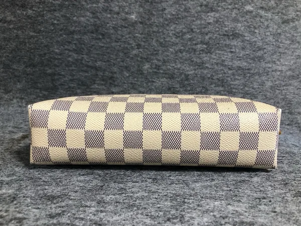 Louis Vuitton Damier Azur cosmetic pouch GM size product view 3