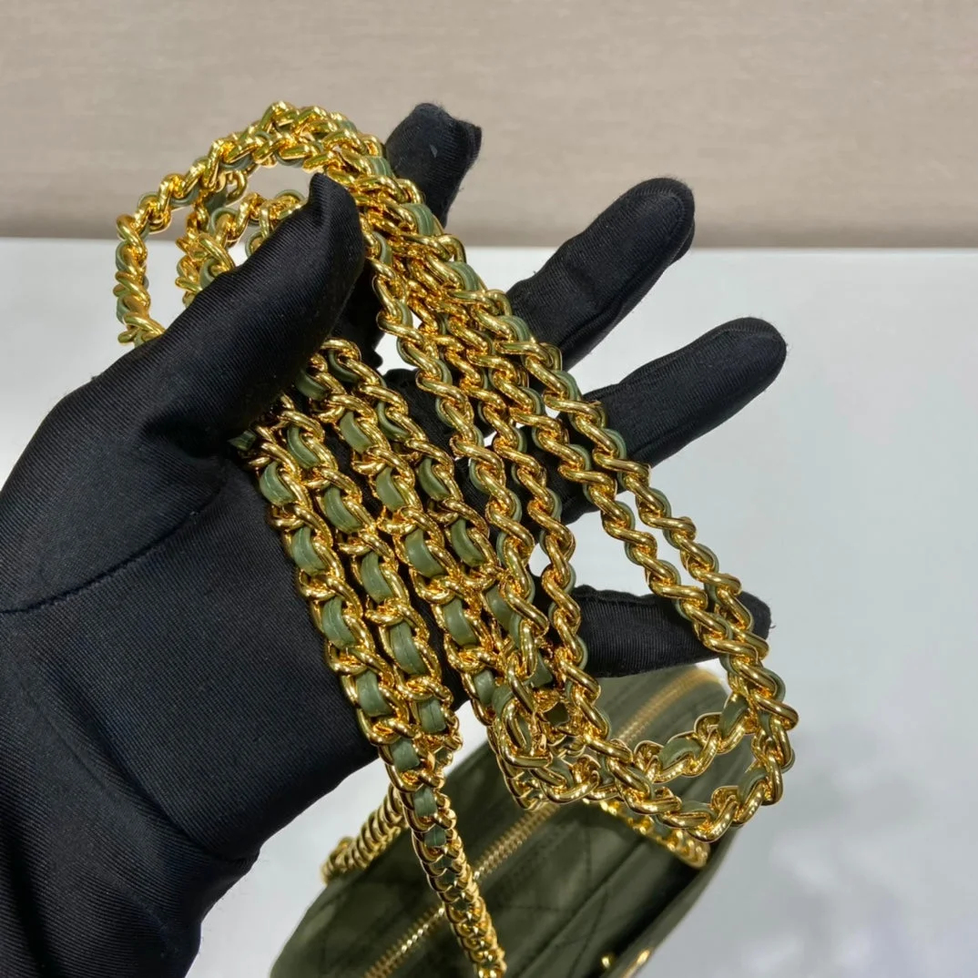 Prada Quilted Hobo Bag 19 In Pickle Green Handmade Nylon Gold Hardware product view 3