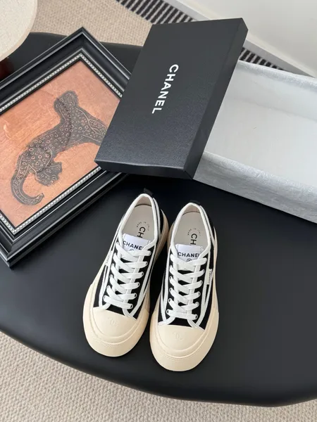 Chanel Women Black Canvas Contrast Rubber Sneakers product photo