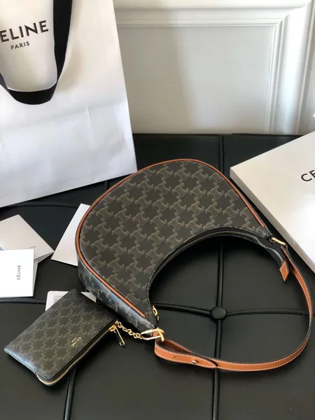 Celine Triomphe 23x14x7cm Bag product view 2