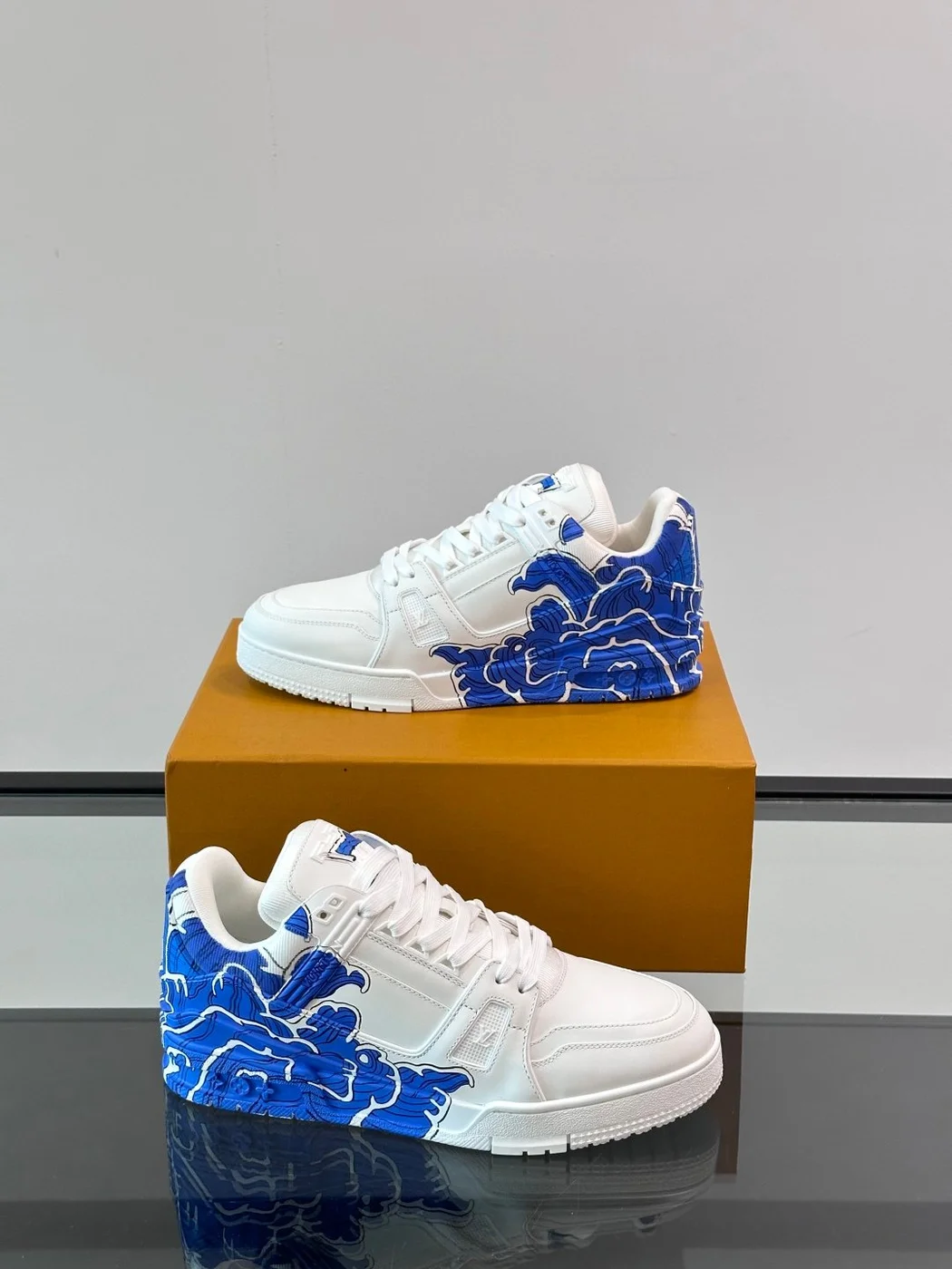 Louis Vuitton Men White and Blue Sneakers — Blue Floral Side Pattern product view 4