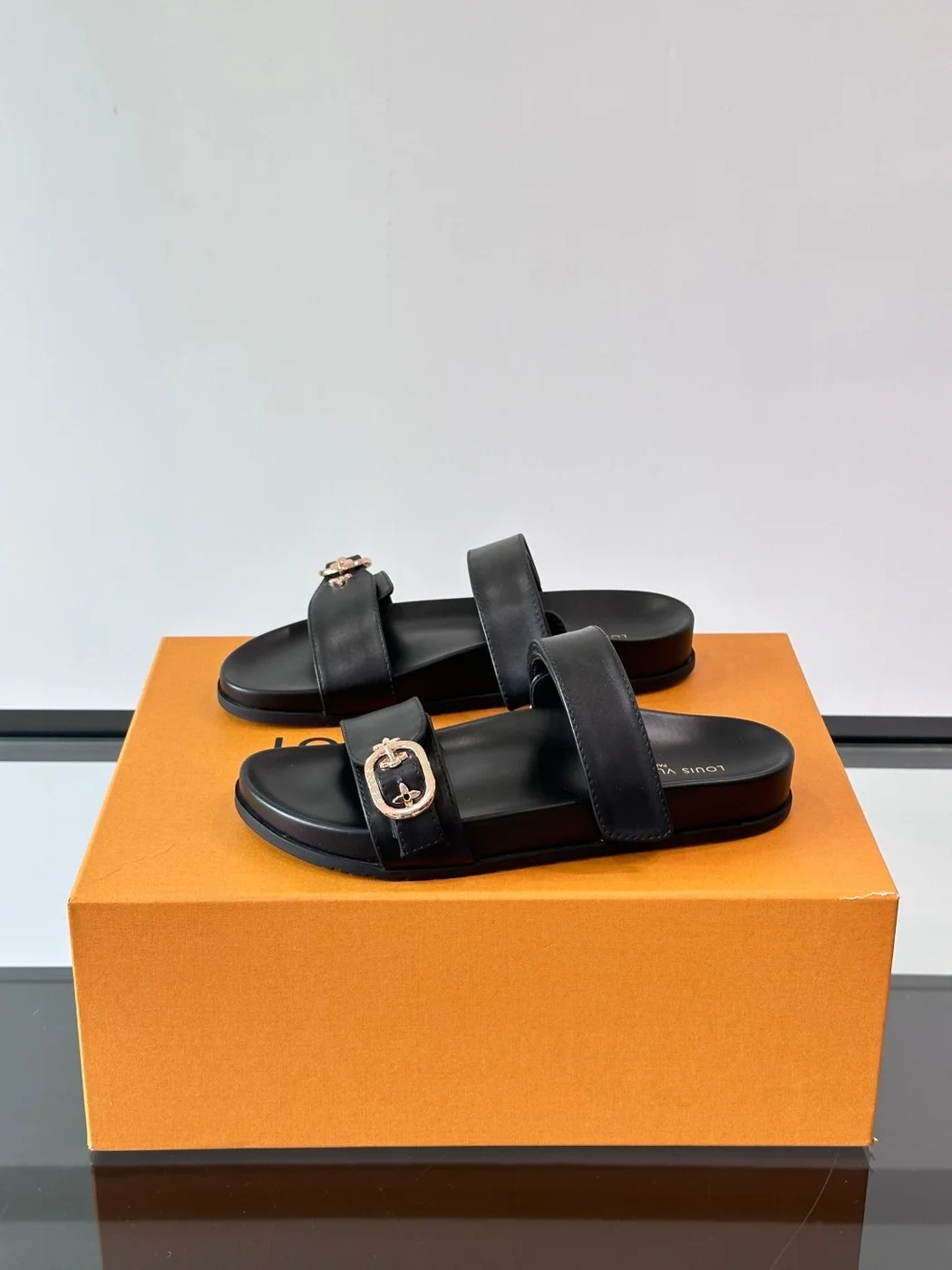 Louis Vuitton Men Black Leather Slides product view 3