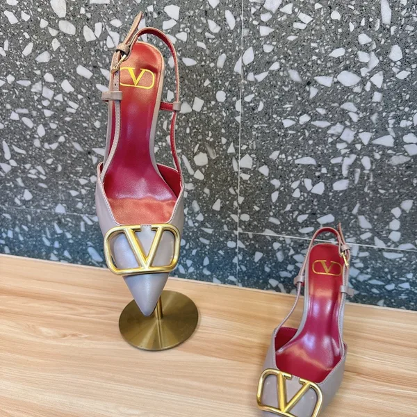 Valentino Women Beige Leather Pointed Pumps product view 6