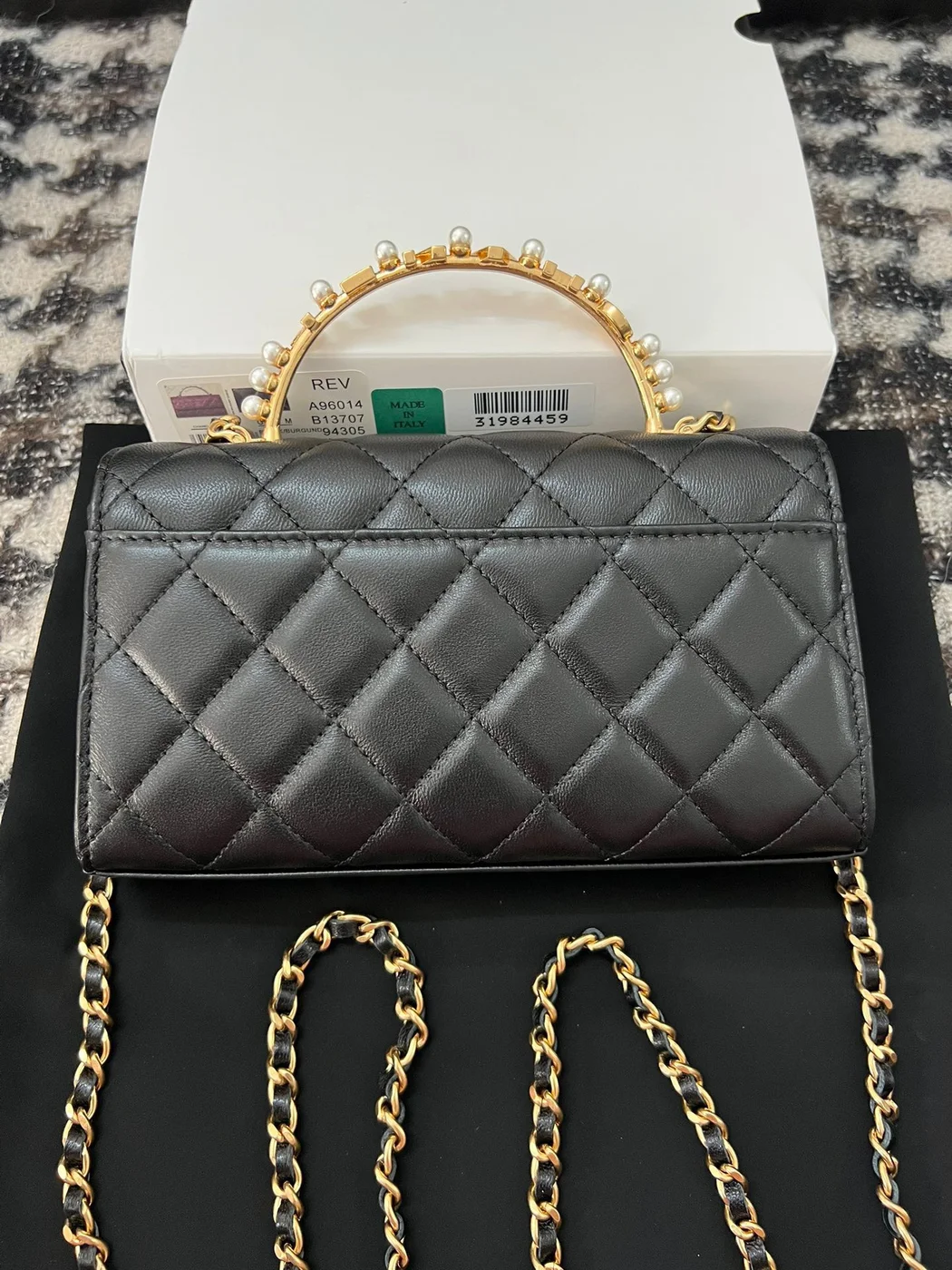 Chanel Woc Black Handbags Pearl Handle Plated Lock Gold 19 cm product view 8