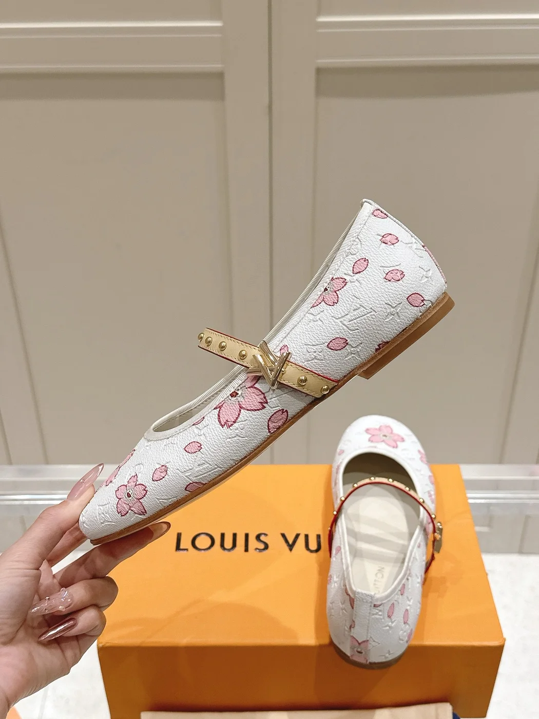 Louis Vuitton Women White Leather Pink Floral Mary Janes product view 6