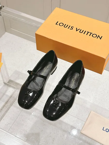 Louis Vuitton Women Black Patent Leather Mary Jane Loafers — Rounded Toe product photo