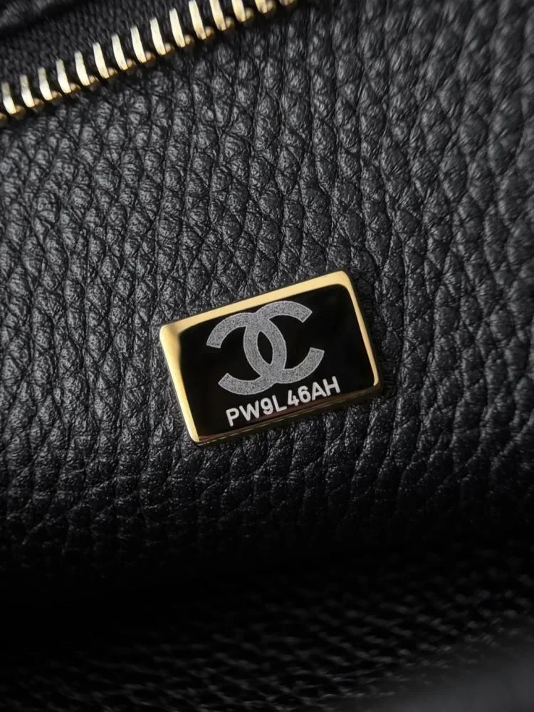 Chanel 26S Large Shopping Tote Bag Spring/Summer 2026 Collection product view 9