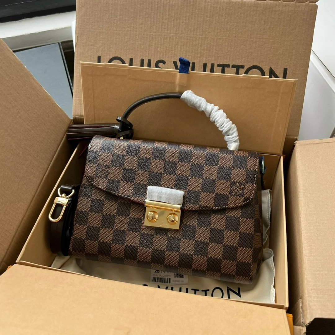 Louis Vuitton Croisette Brown Handbags 25.5 cm product view 1