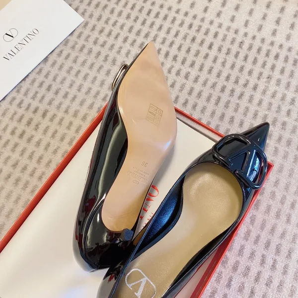 Valentino Women Black Patent Leather Pumps — VLogo Toe Detail product view 2