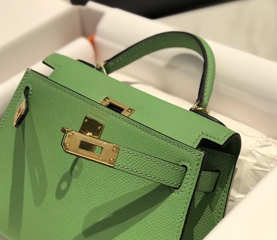 Hermès Minikelly 20 Green Gold Hardware Bag product view 6