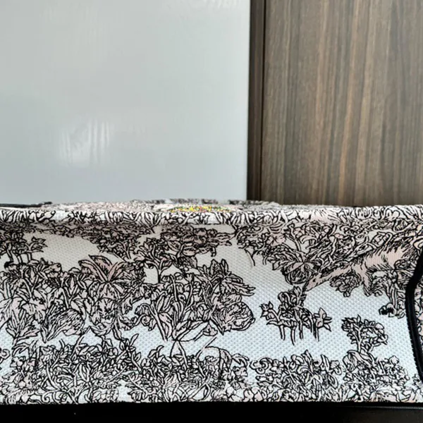 Dior Medium Book Tote — Around the World Pattern Multicolor product view 2
