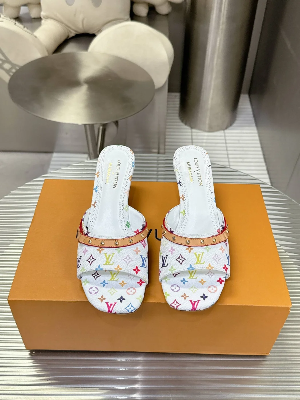 Louis Vuitton Women White Multicolor Leather Heels product view 1