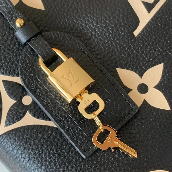 Louis Vuitton Petit Palais PM Medium Shoulder Bag 29 In Black Mix Beige product view 5