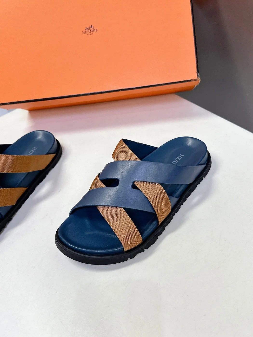 Hermès Women Navy Blue Leather And Brown Sandals product view 4