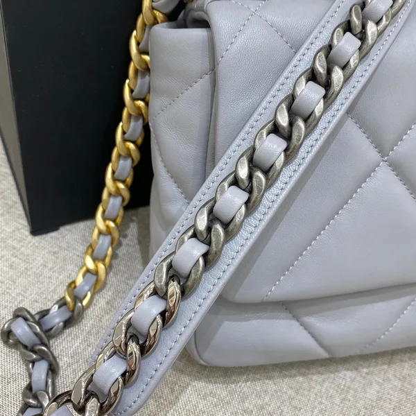 Chanel 19 Bag Small Light Grey product view 4