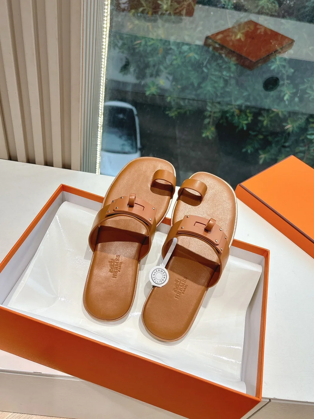 Hermès Women Tan Leather Sandals product view 5
