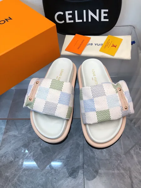 Louis Vuitton Women Multi Color Patterned Fabric Slippers product photo