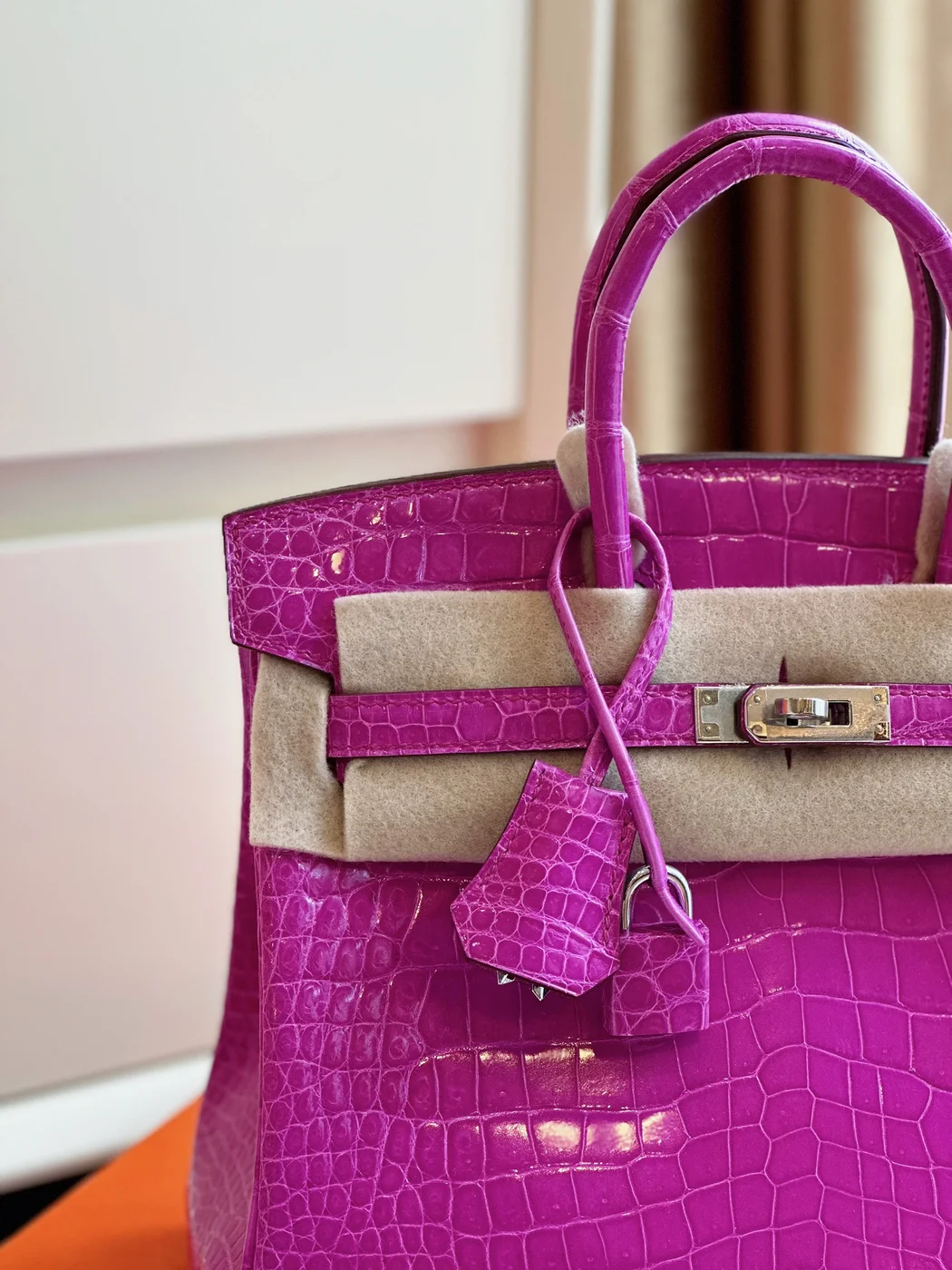 Hermès Birkin 25 Purple Crocodile Leather Palladium Hardware Bag product view 6