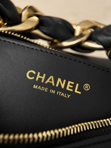 Chanel black hobo bag product view 8