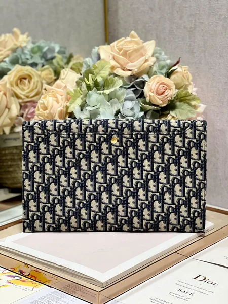 Dior 30 Montaigne Avenue Monogram Handbag 30x18x2cm product view 8