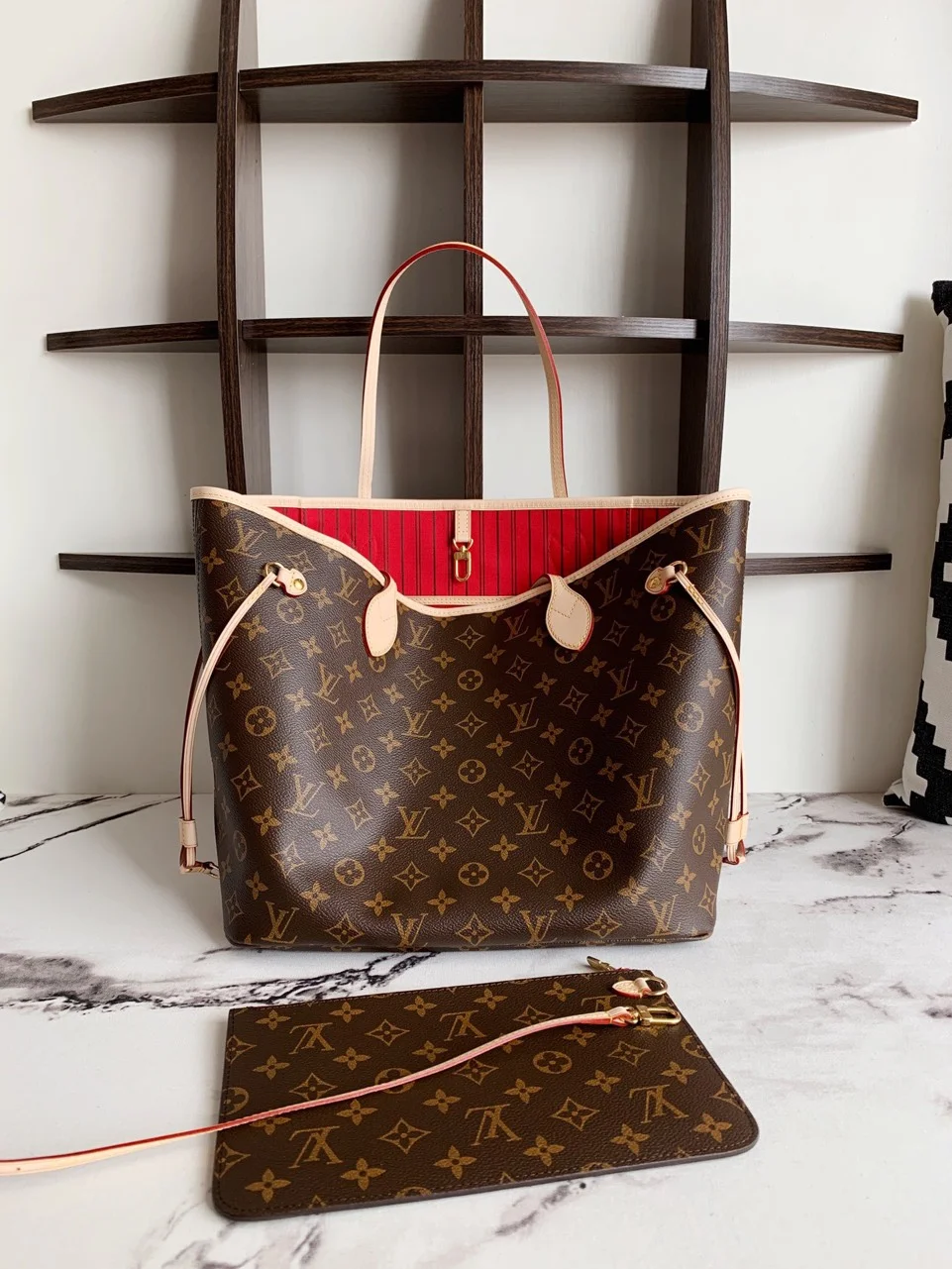 Louis Vuitton Neverfull Handbags Brown Pattern 32x29x17cm product view 8
