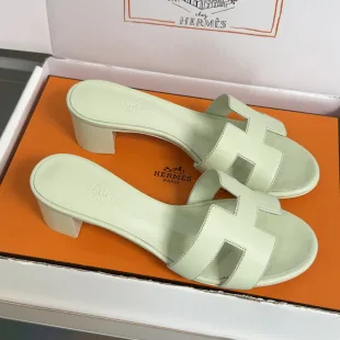 Hermès Oran Heeled Sandals — Mint Green product photo