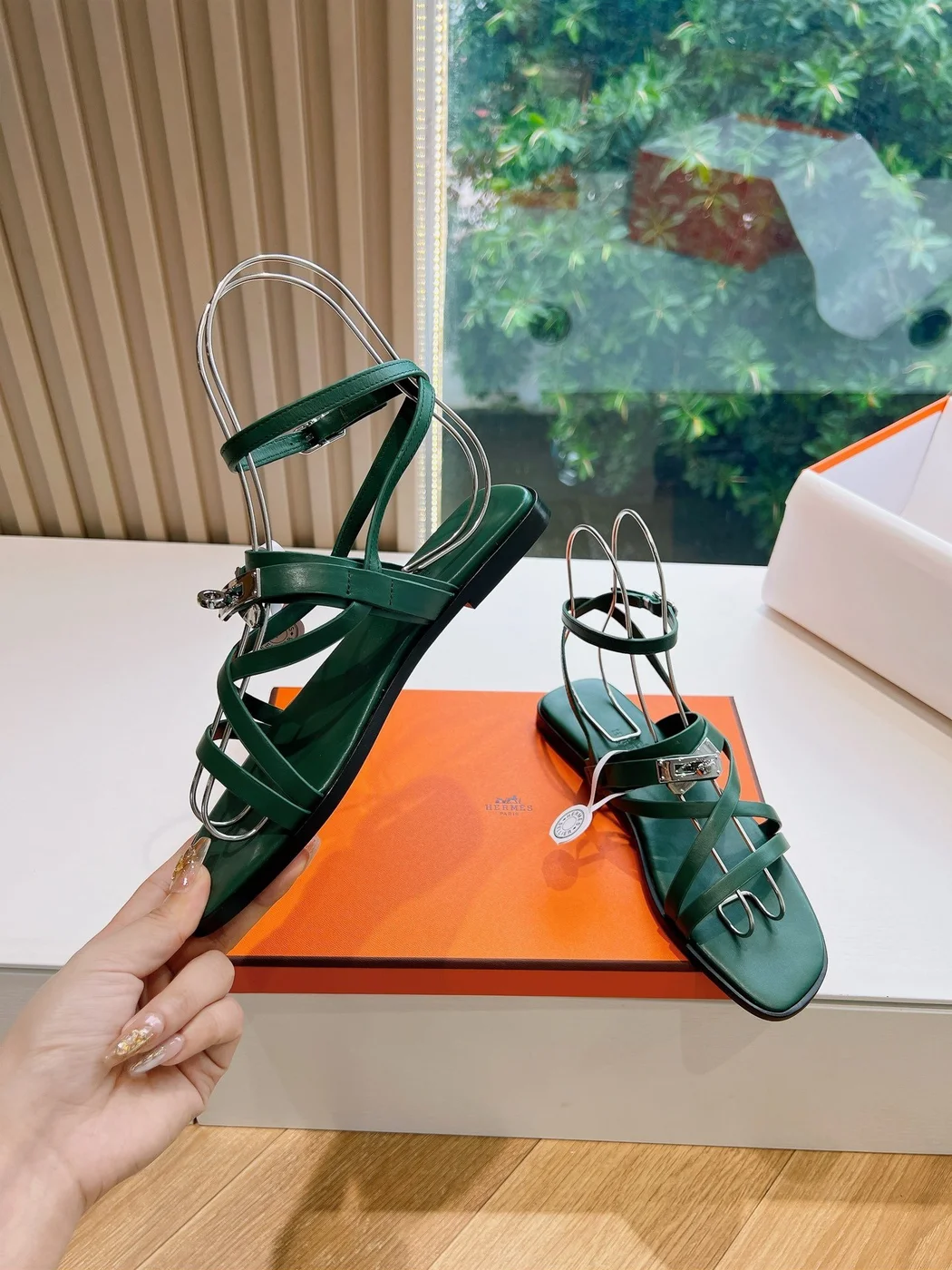 Hermès Women Green Sandals — Dark Green Link-Detail T-Strap product view 6