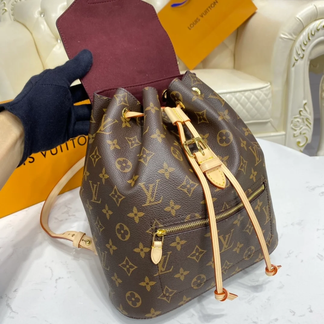 Louis Vuitton Montsouris PM backpack product view 5