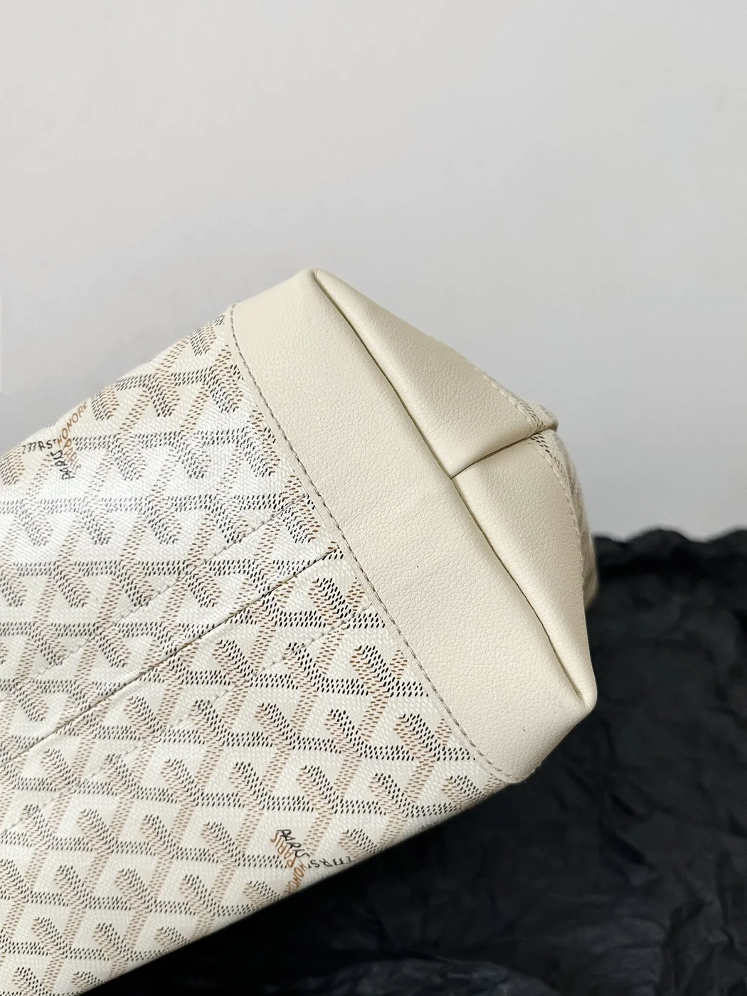 Goyard Autre Marque Goyard Belchasse PM Tote Bag Pvc Leather product view 6