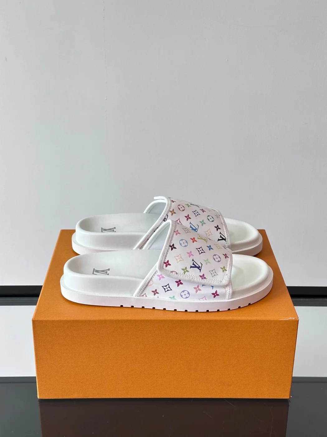 Louis Vuitton Men White Printed Fabric Slides product view 1