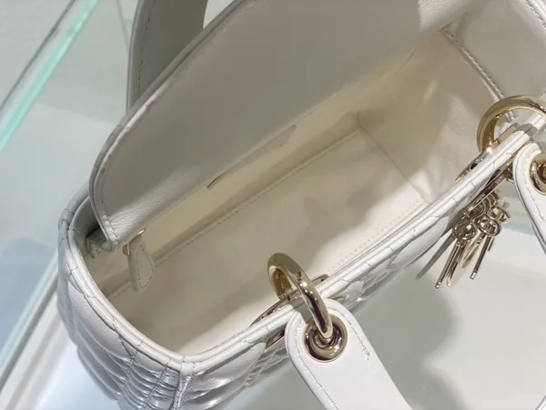 Dior Lady Abc Women’s Handbag White Soft Leather 20 cm product view 3
