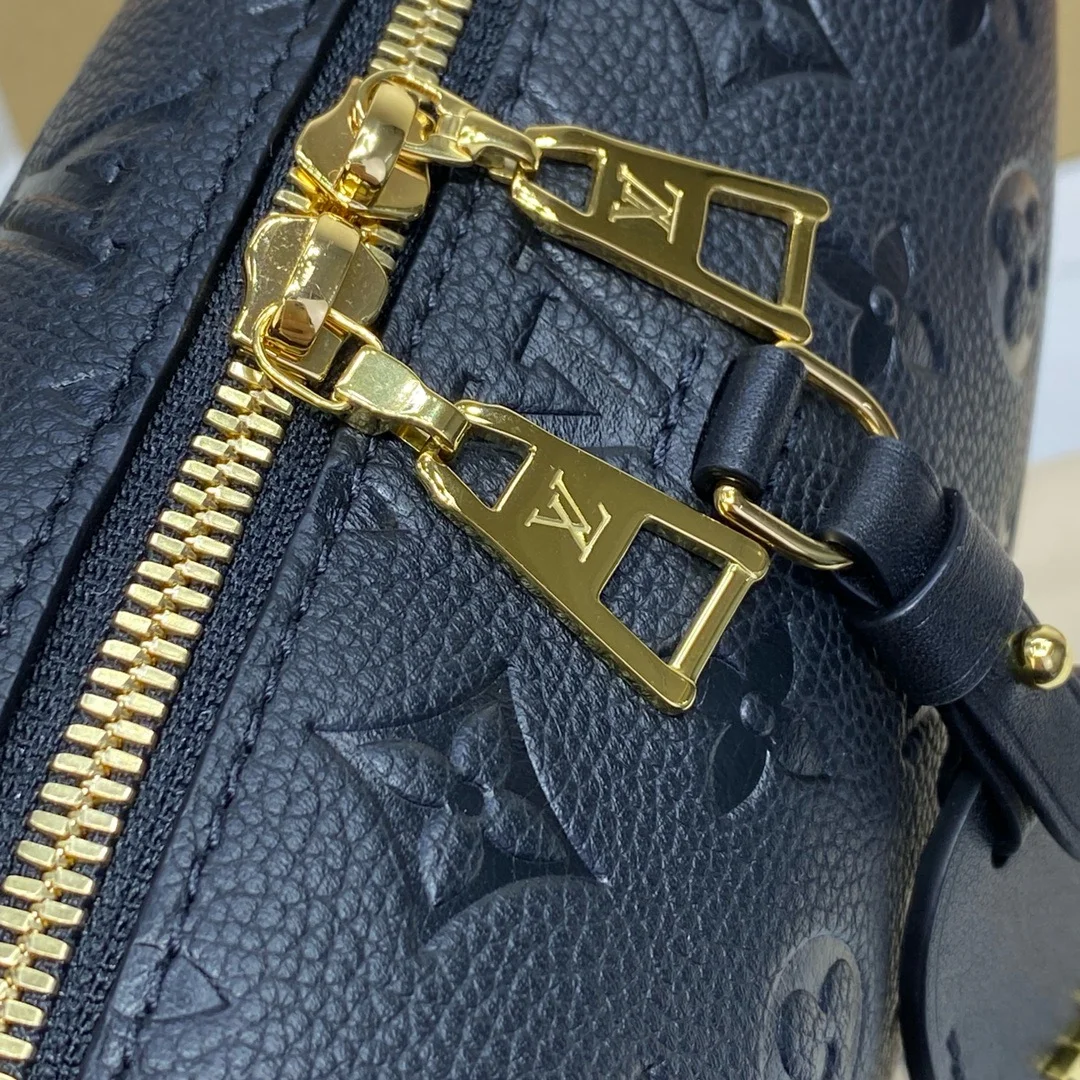 Louis Vuitton M45393 Petite Malle Souple Bag product view 14