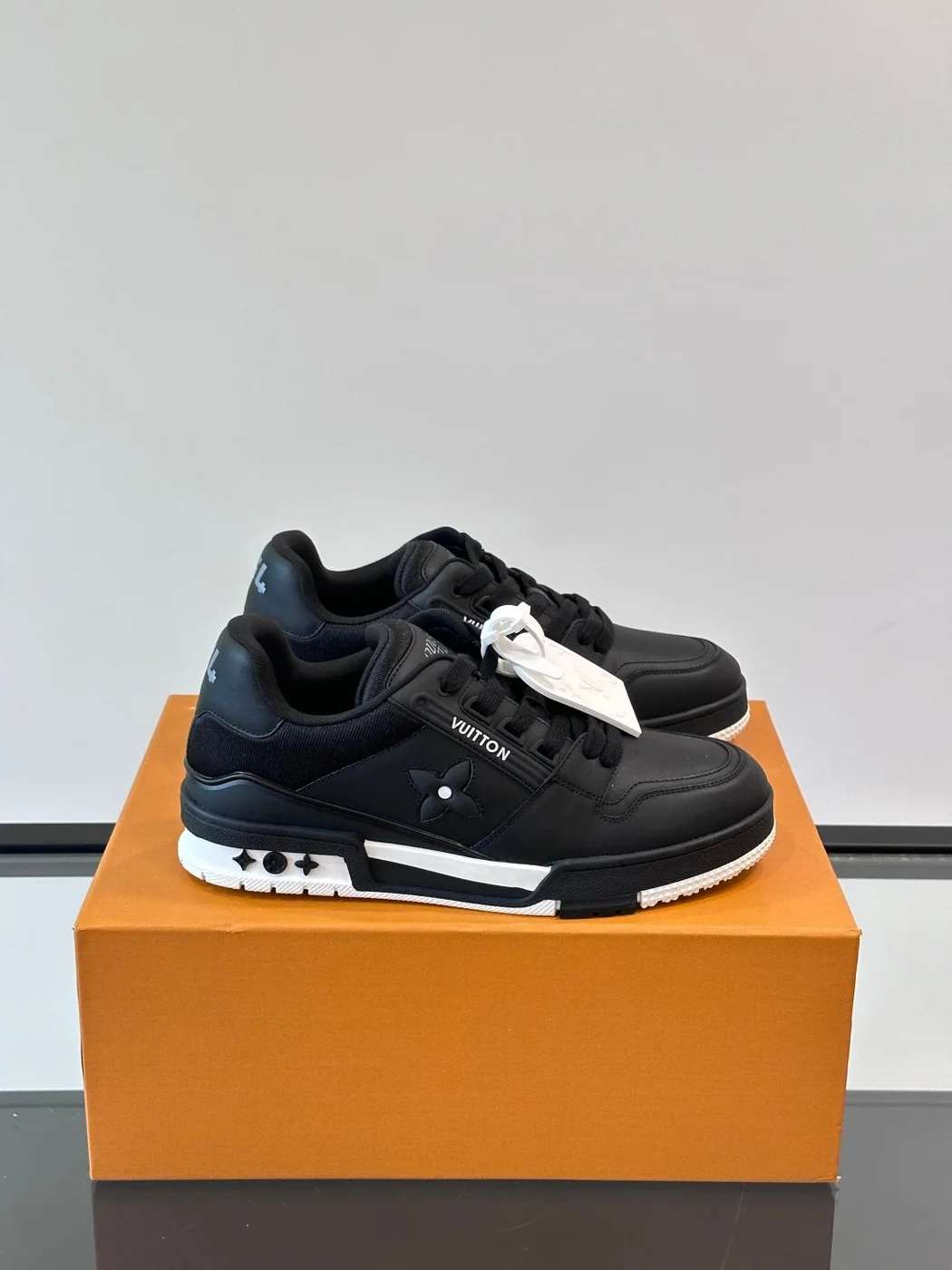 Louis Vuitton Men Sneakers — Black with White Lace Accent product view 1