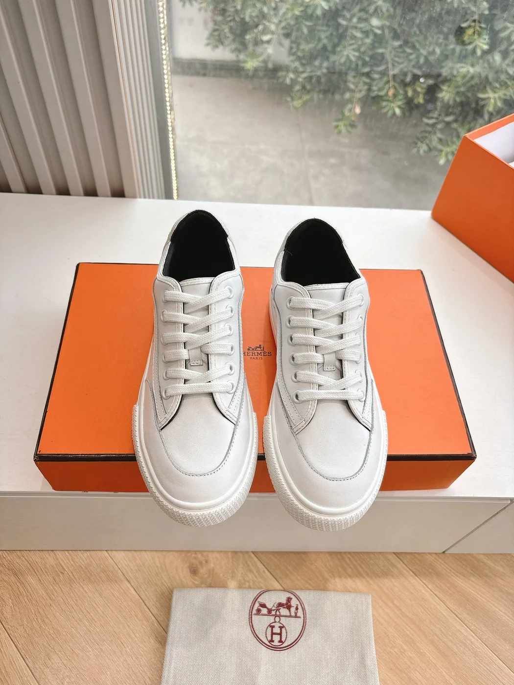 Hermès Women White Low-Top Sneakers — Black Tongue Detail product view 5