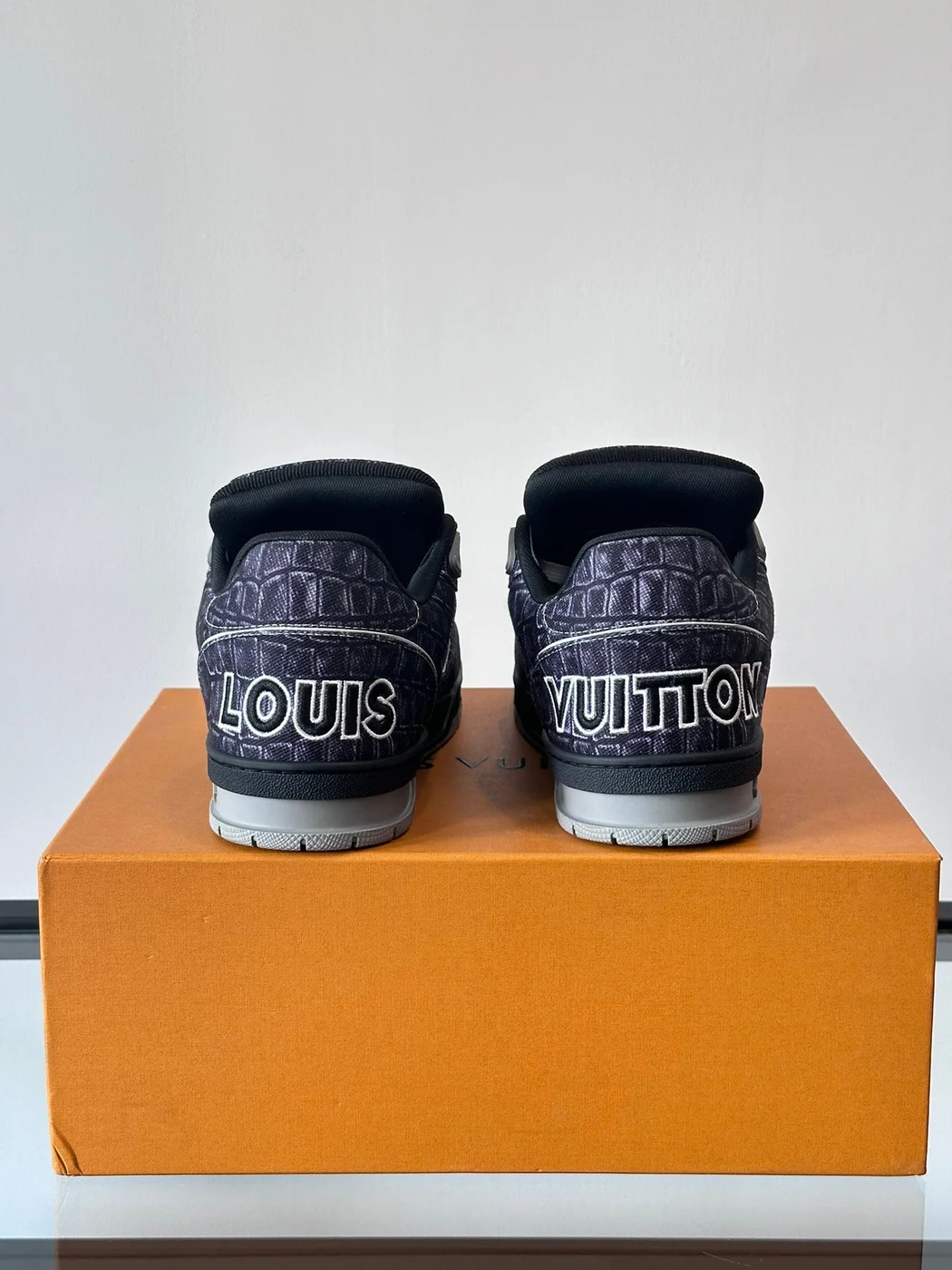 Louis Vuitton Men Black Fabric Sneakers product view 3