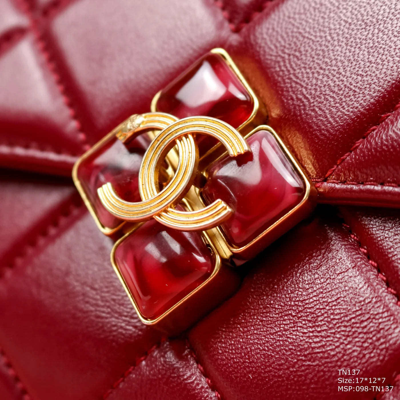 Chanel Woman’s Red Handbag Lock With Stone 17x12x7cm product view 5